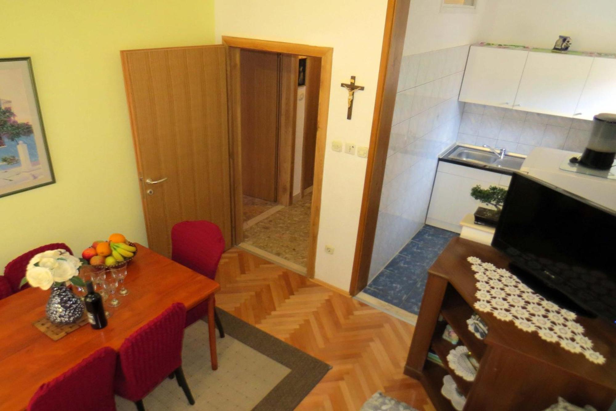 Apartman Jakir Baška Voda Exteriör bild