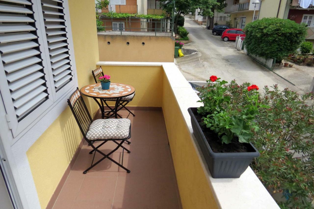 Apartman Jakir Baška Voda Exteriör bild