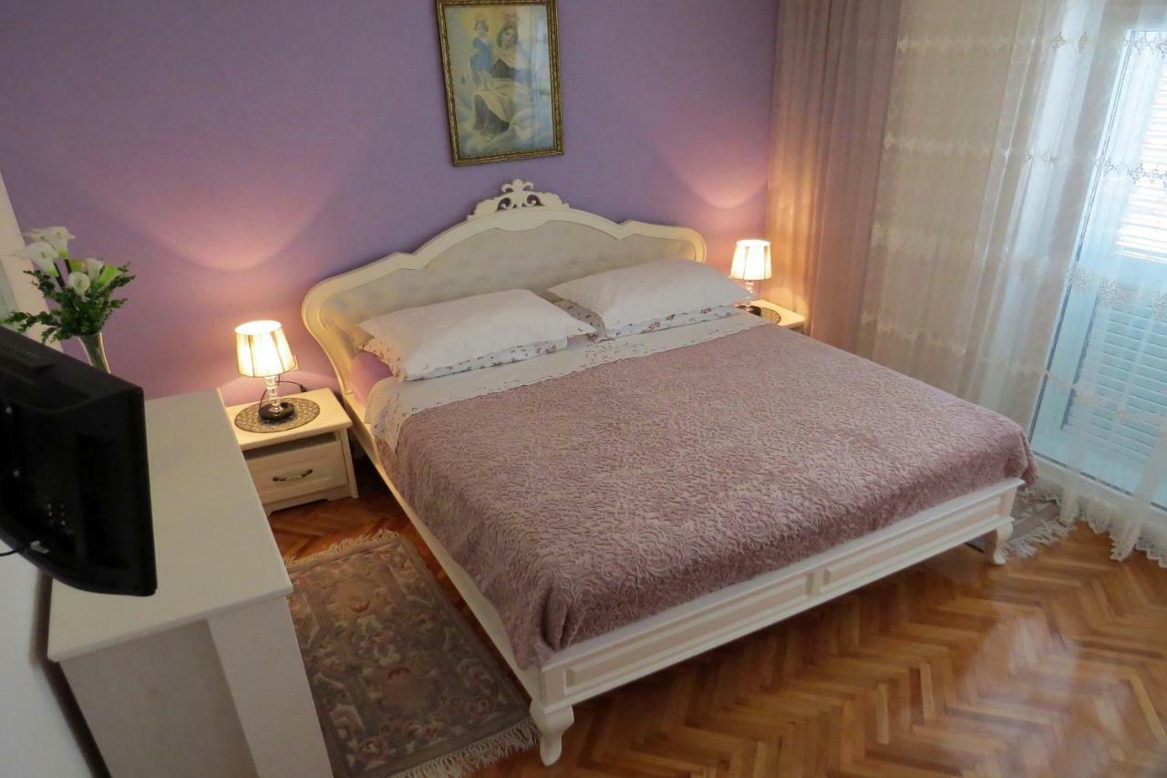 Apartman Jakir Baška Voda Exteriör bild
