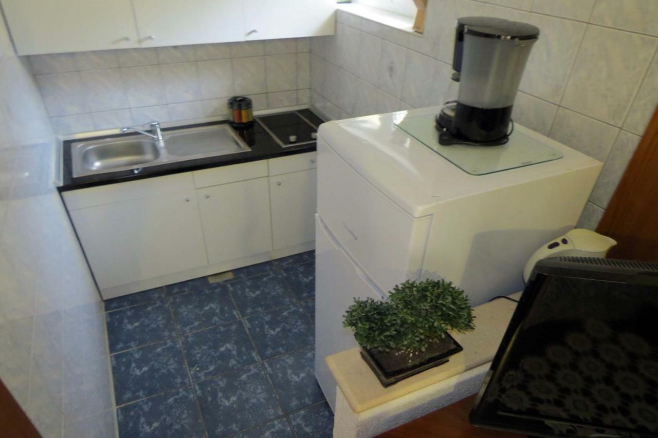 Apartman Jakir Baška Voda Exteriör bild