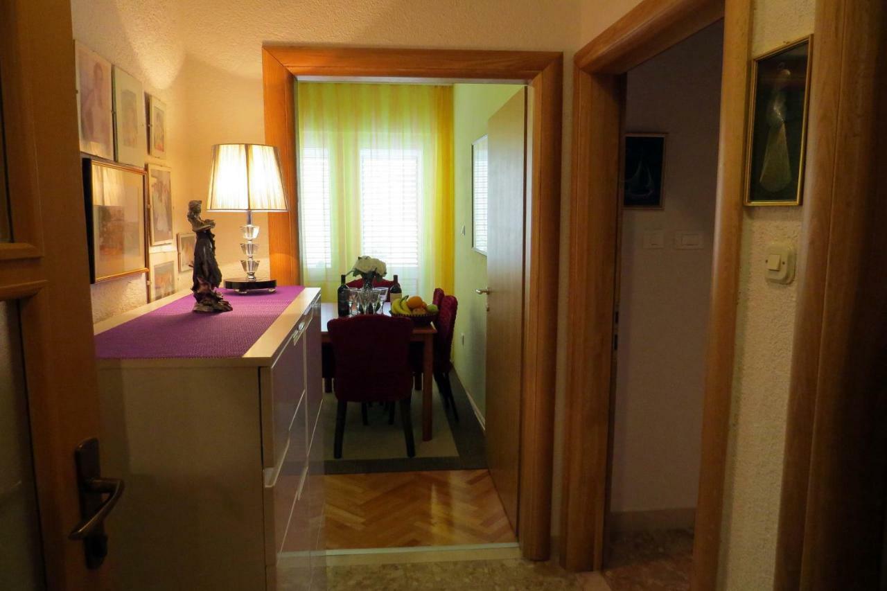 Apartman Jakir Baška Voda Exteriör bild